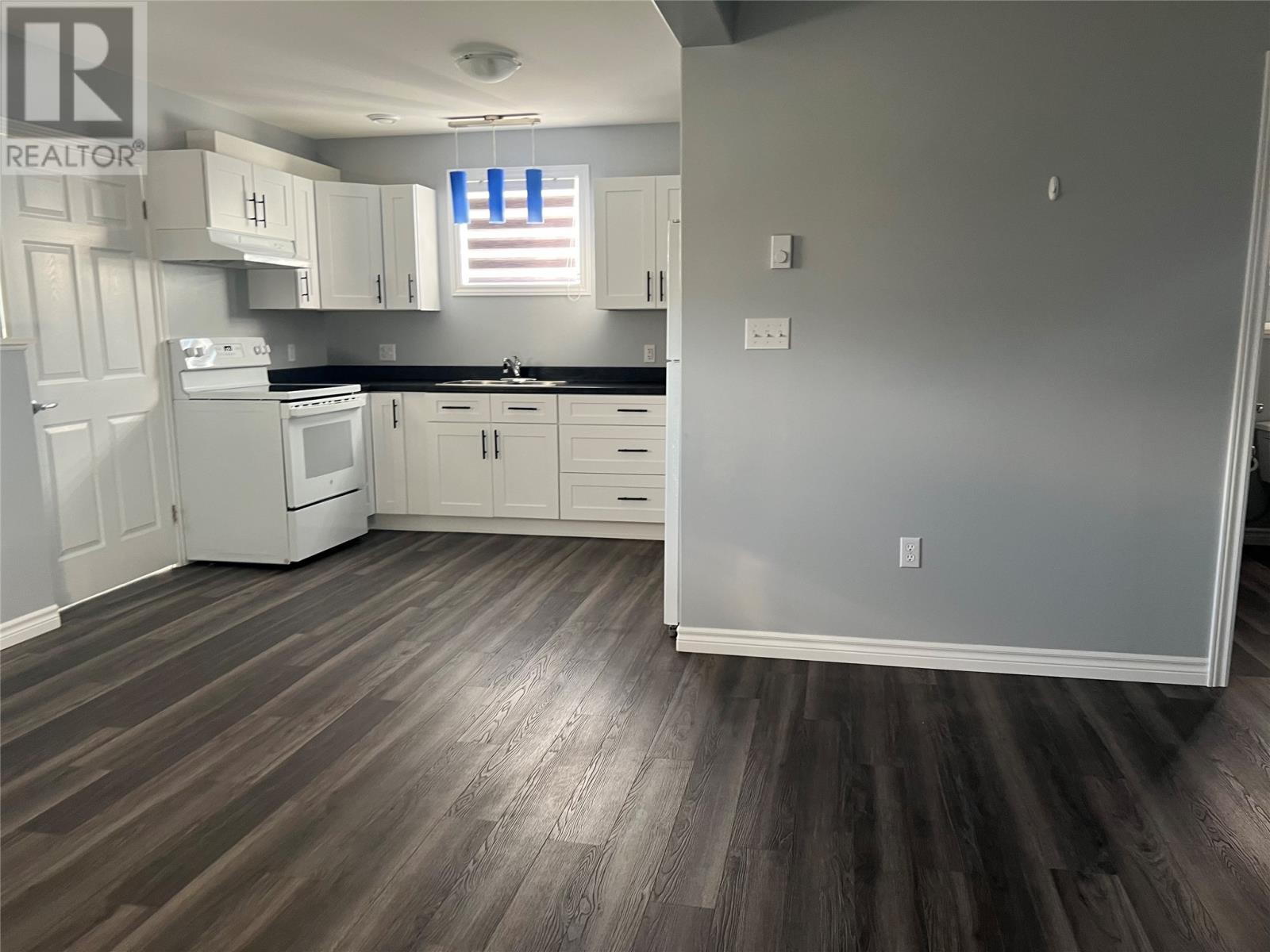 16 Cedar Lane, Springdale, NL
