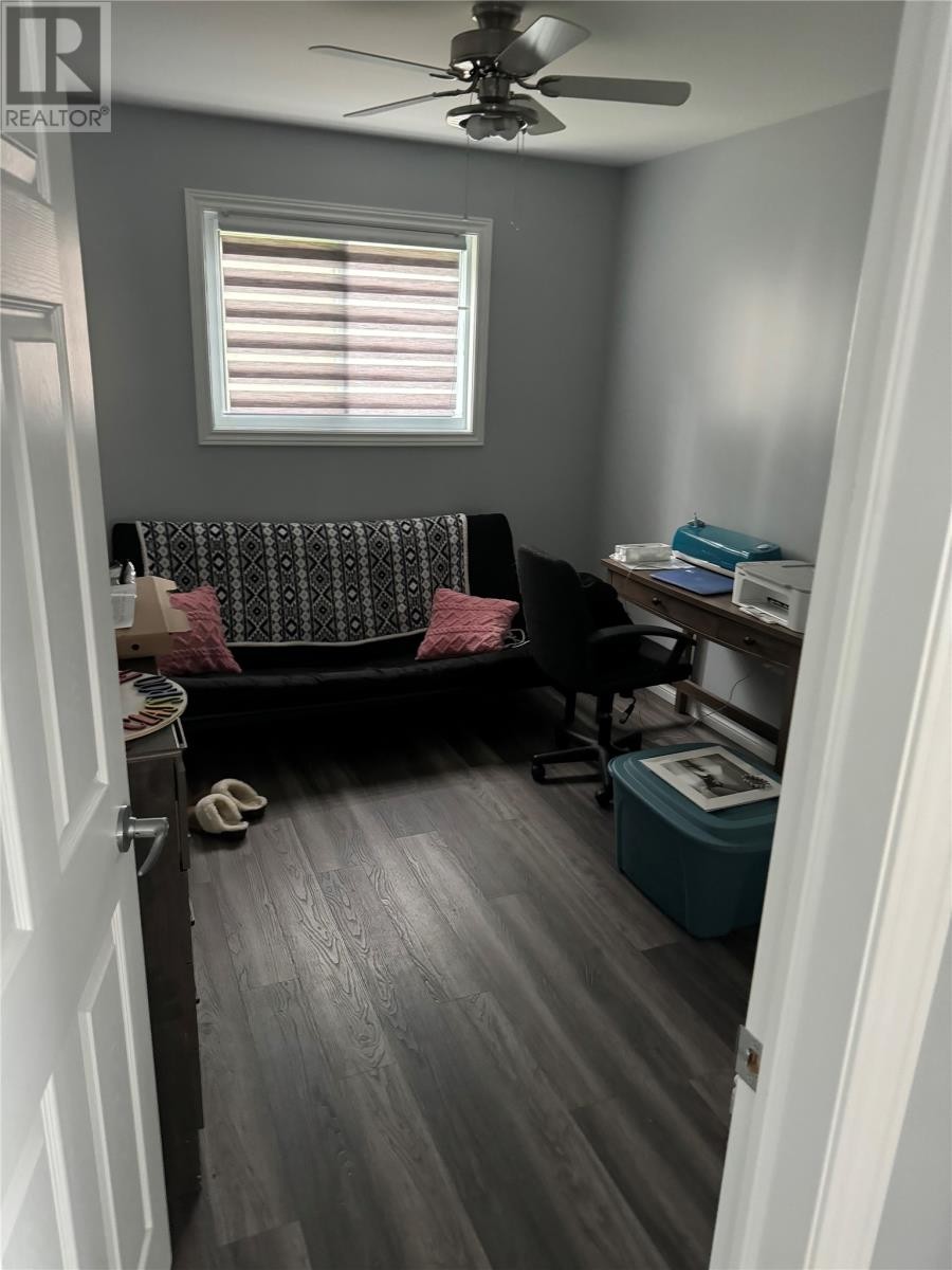 16 Cedar Lane, Springdale, NL