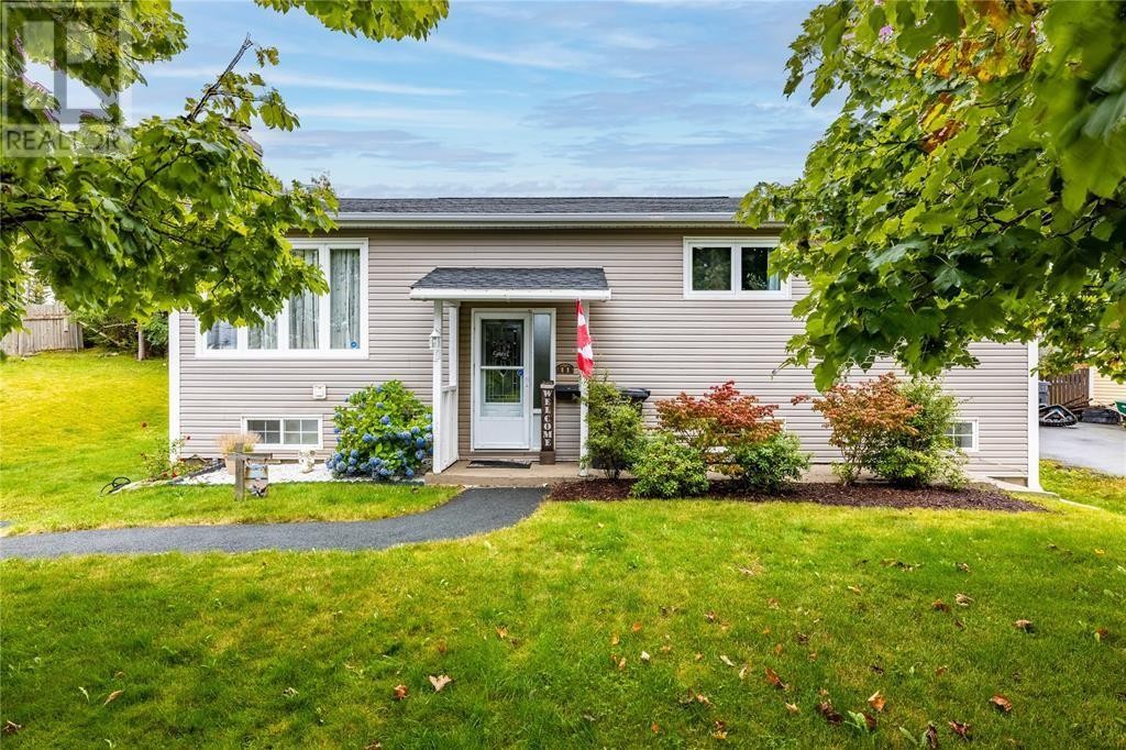 11 Irving Drive, Paradise, NL
