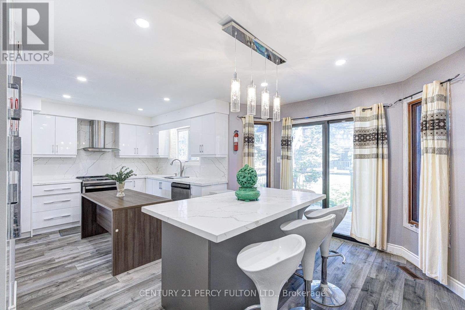 1042 Wetherby Lane, Mississauga, ON