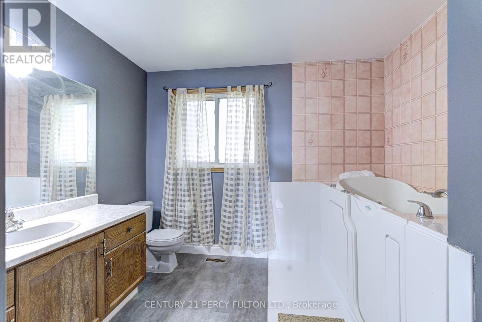 1042 Wetherby Lane, Mississauga, ON