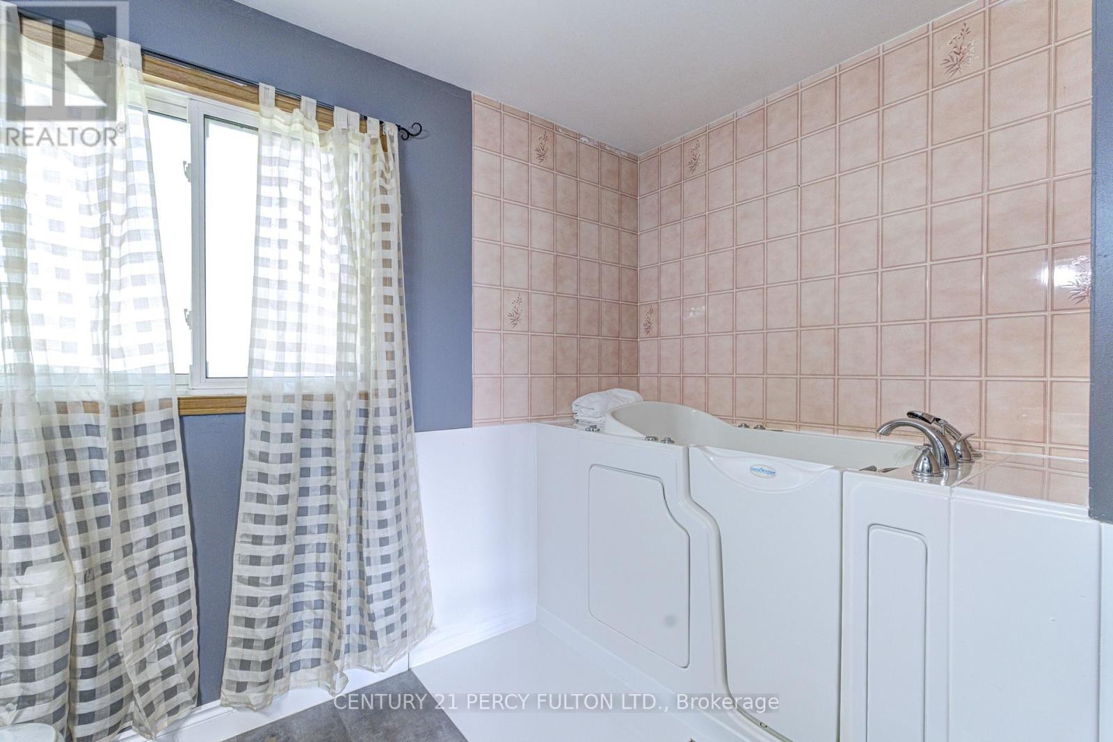 1042 Wetherby Lane, Mississauga, ON
