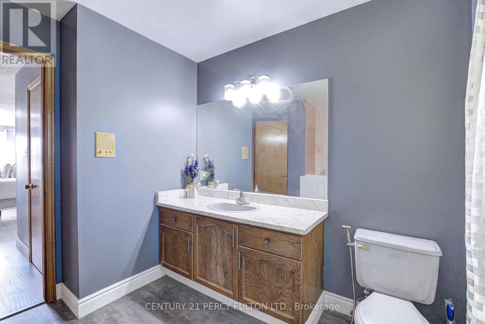 1042 Wetherby Lane, Mississauga, ON