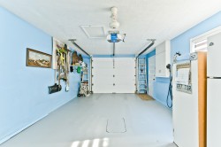 Garage - 