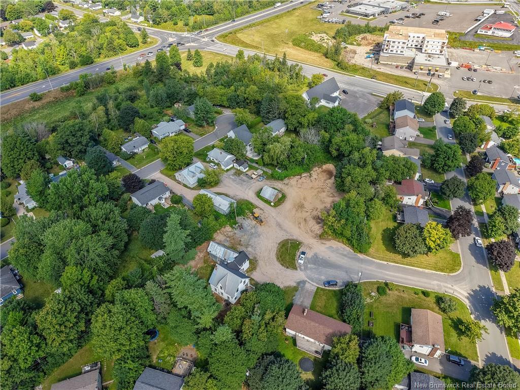 24 Vanhorne Crt, Fredericton, NB