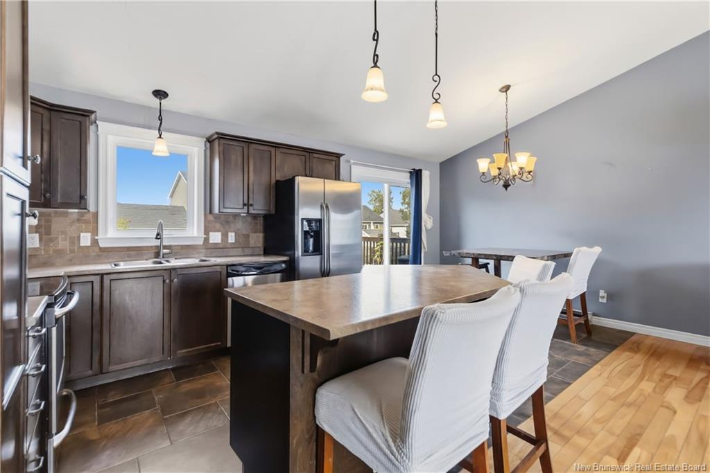 357 Maplehurst Dr, Moncton, NB