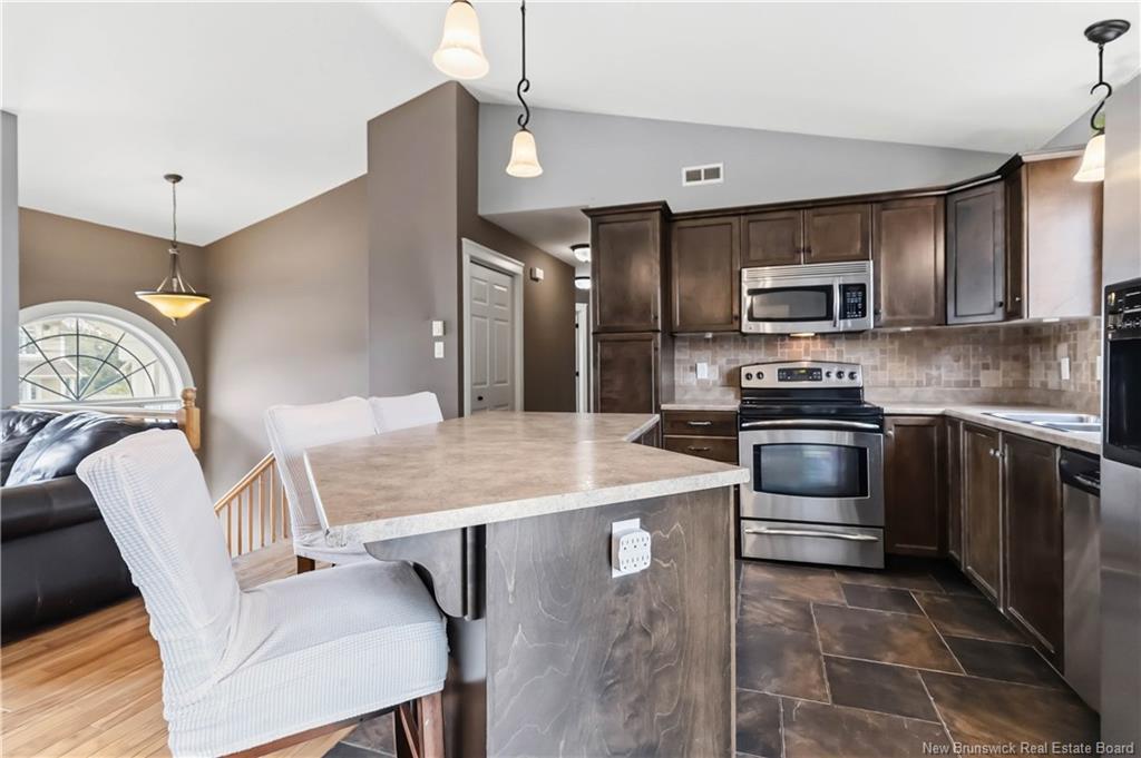 357 Maplehurst Dr, Moncton, NB