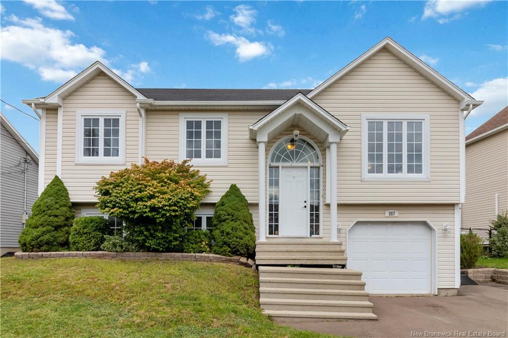 357 Maplehurst Dr, Moncton, NB