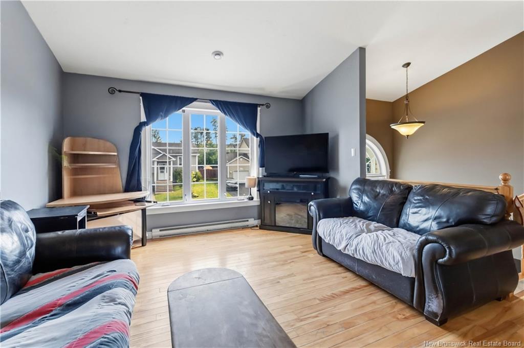 357 Maplehurst Dr, Moncton, NB