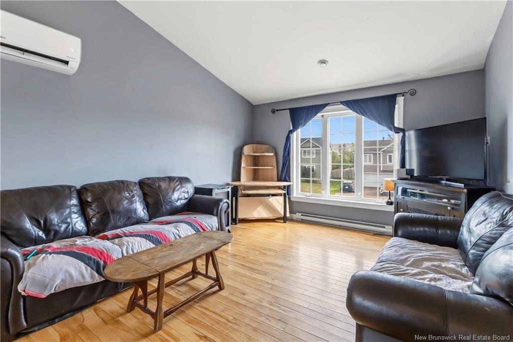 357 Maplehurst Dr, Moncton, NB