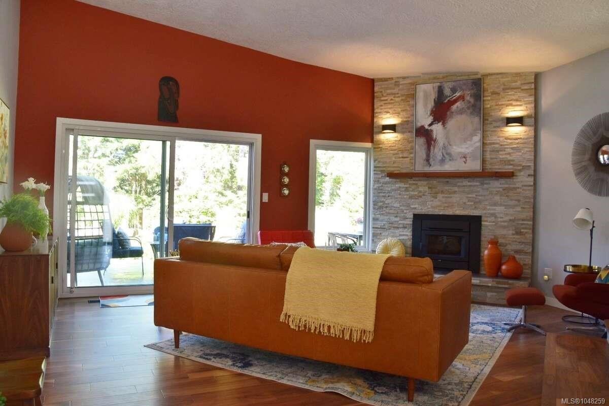 4065 Gibbins Rd, Duncan, BC