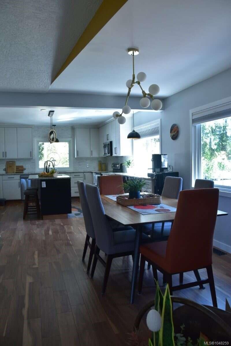 4065 Gibbins Rd, Duncan, BC