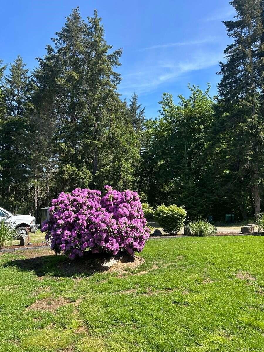4065 Gibbins Rd, Duncan, BC