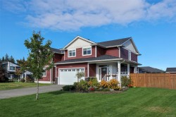 2736 Twinberry St Campbell River, BC V9H 0E3