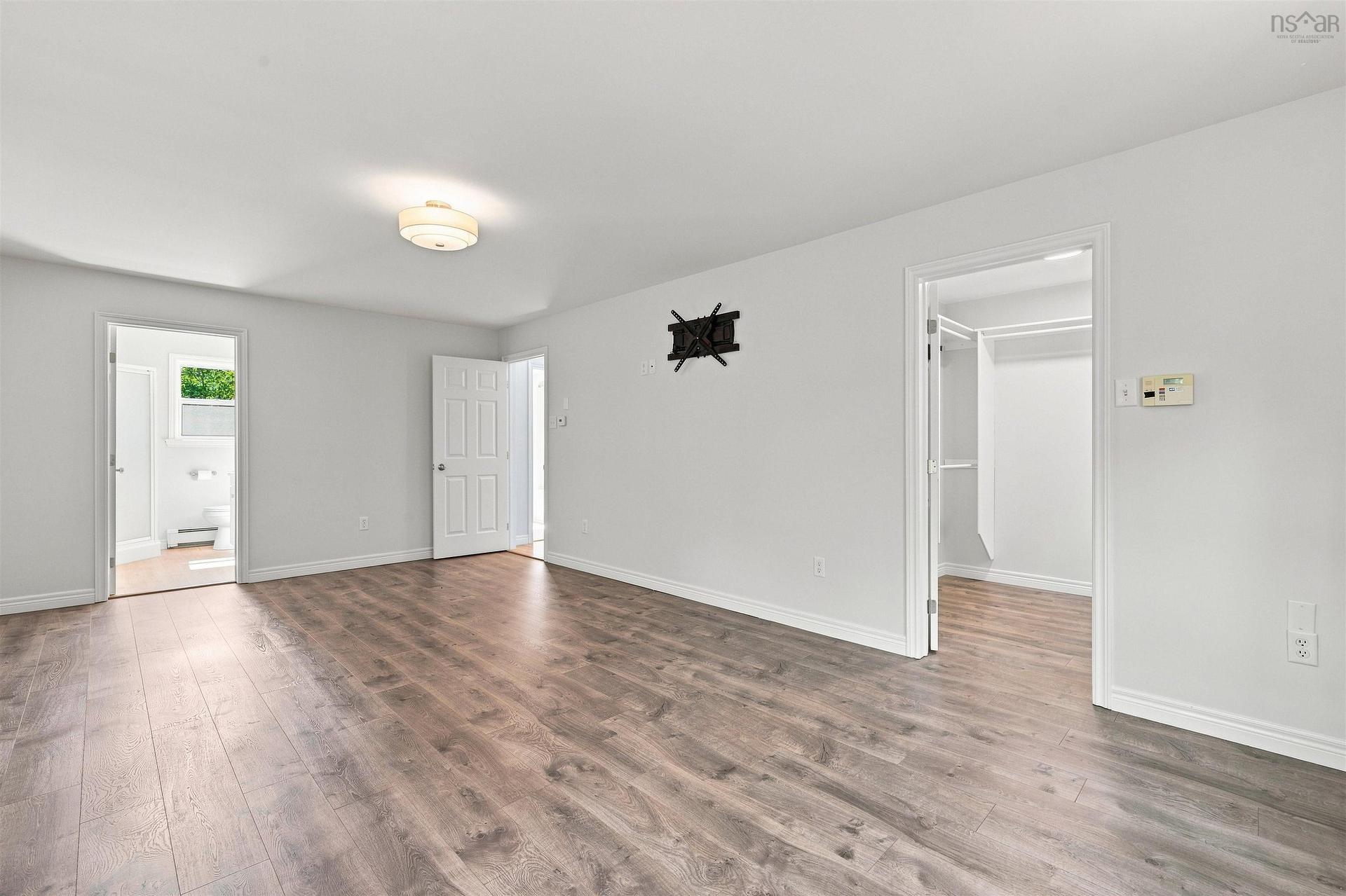 77 Holyrood Close, Fall River, NS