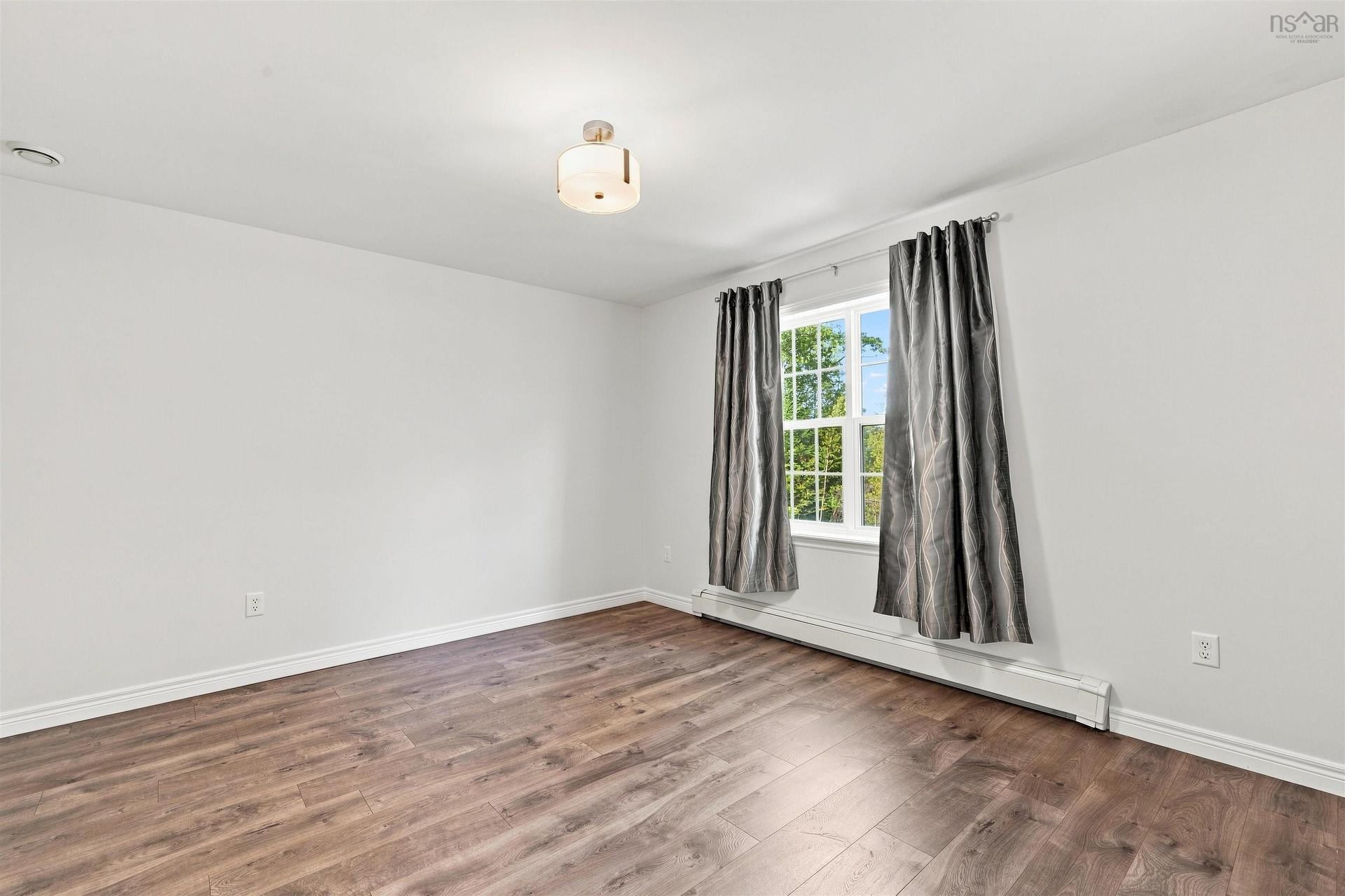 77 Holyrood Close, Fall River, NS