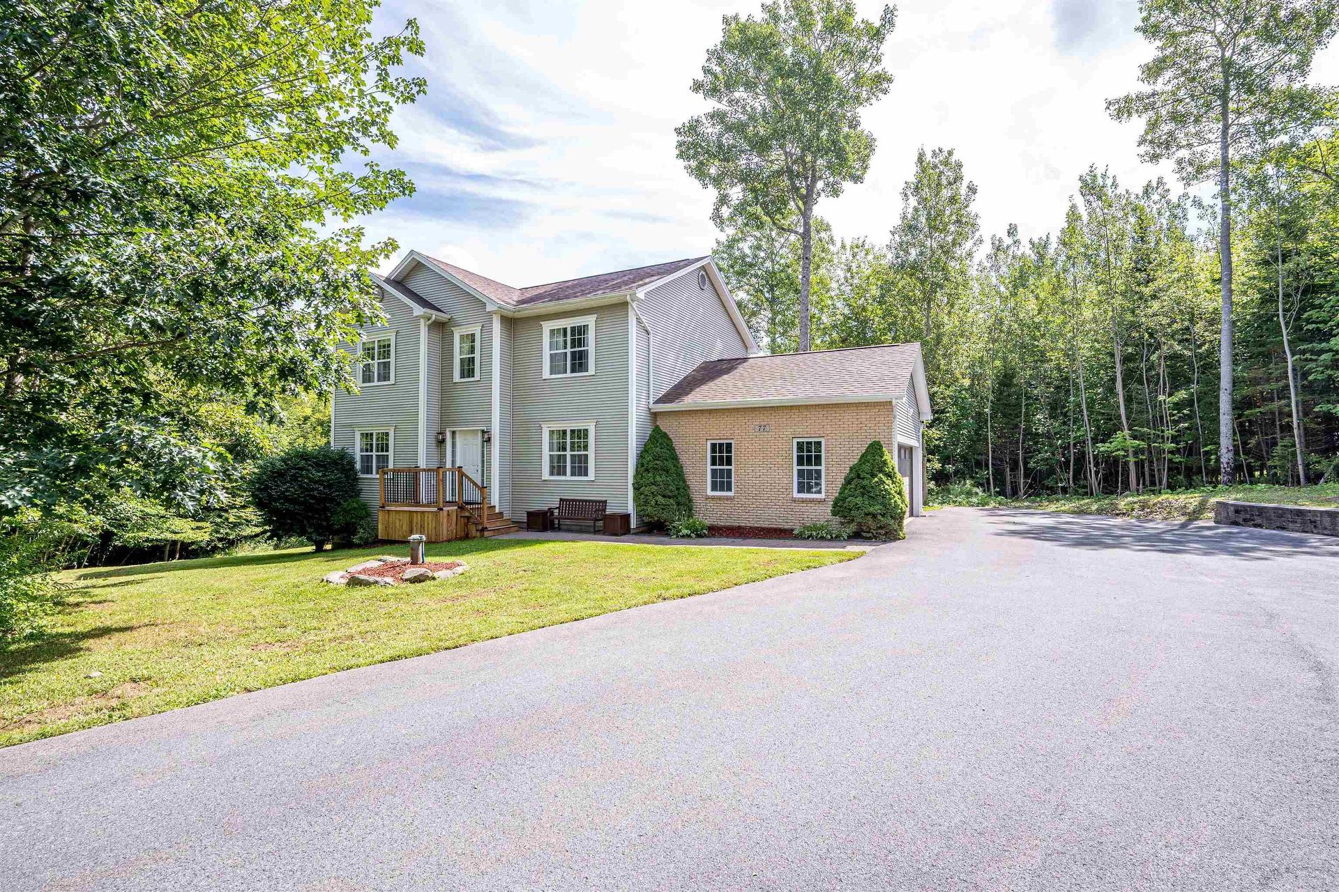 77 Holyrood Close, Fall River, NS