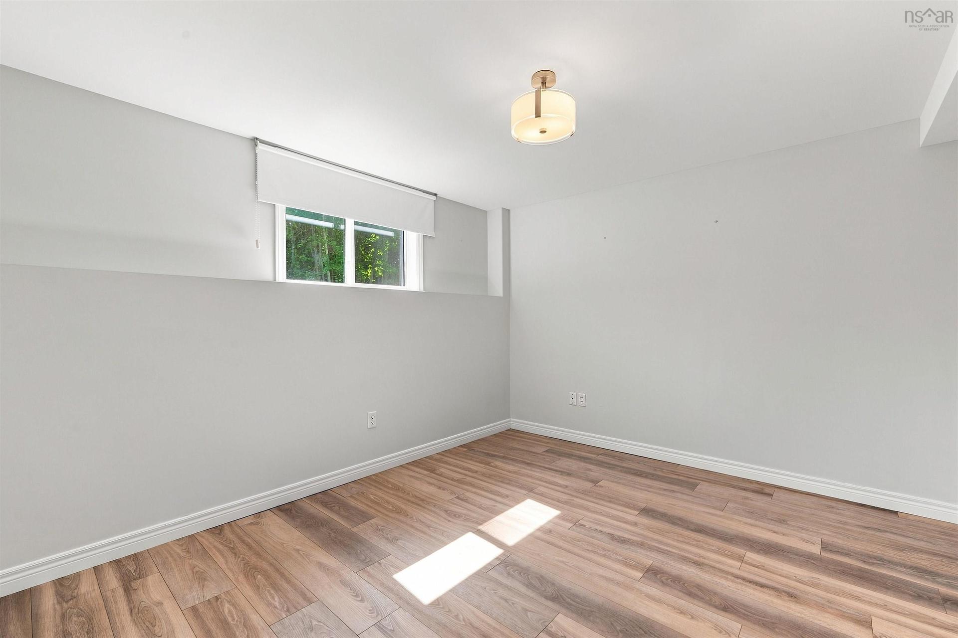 77 Holyrood Close, Fall River, NS