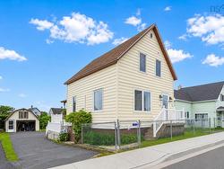 12 Minto Street North Sydney, NS B2A 2R6
