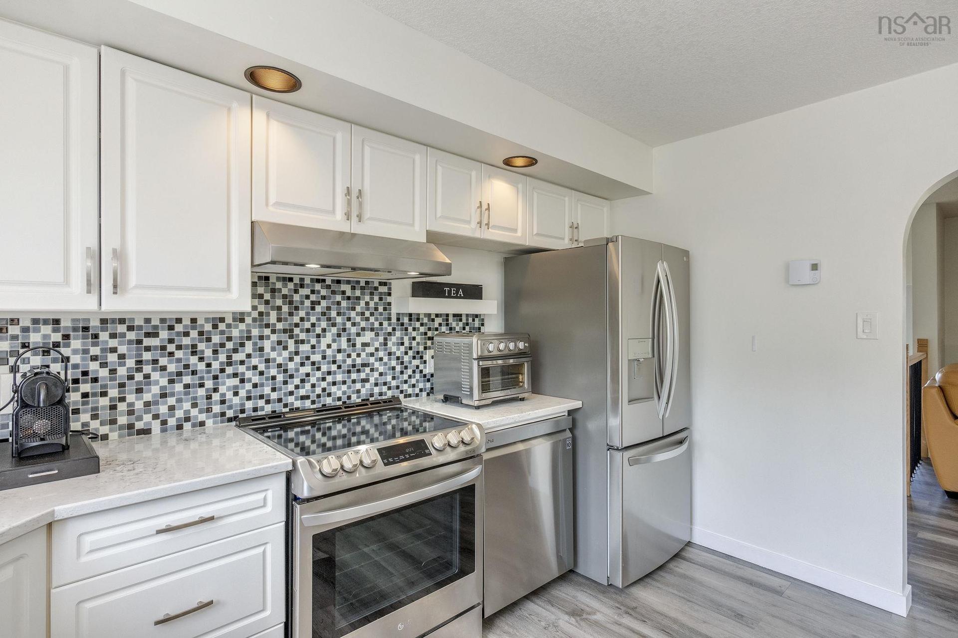 23 Dahlgren Crescent S, North Kingston, NS
