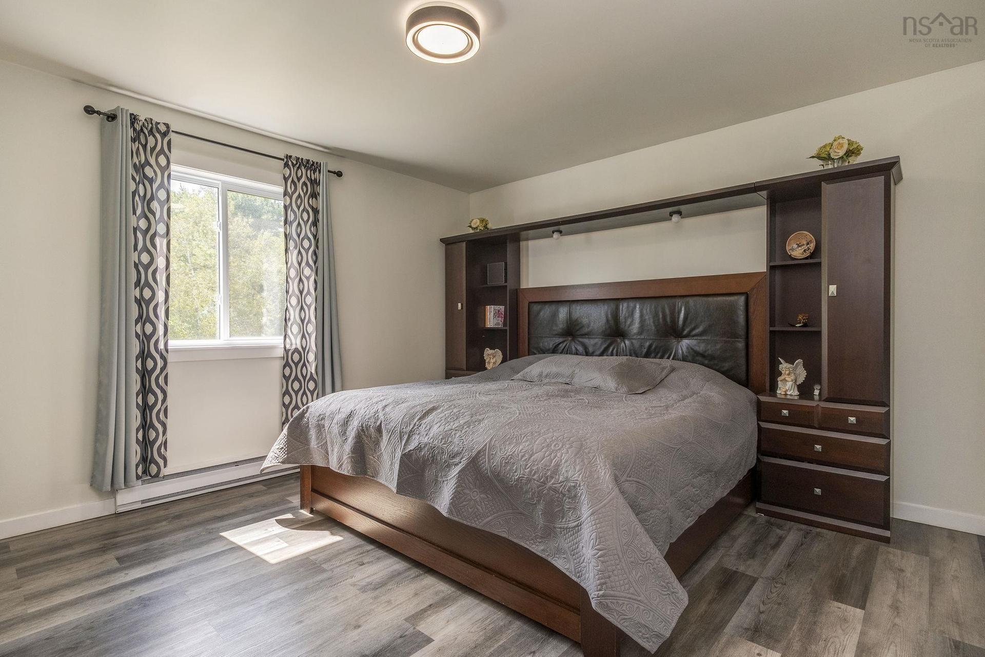23 Dahlgren Crescent S, North Kingston, NS