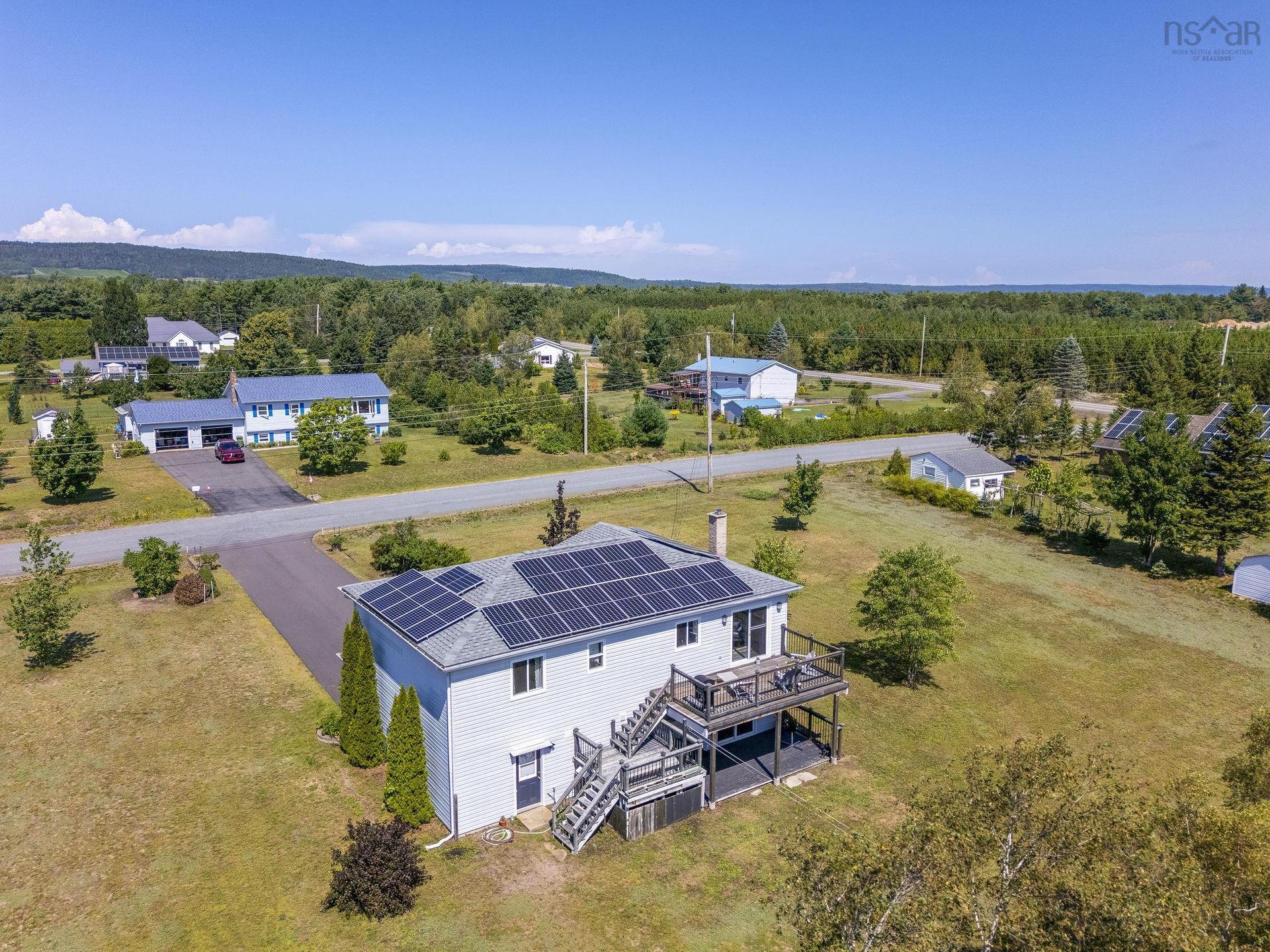 23 Dahlgren Crescent S, North Kingston, NS