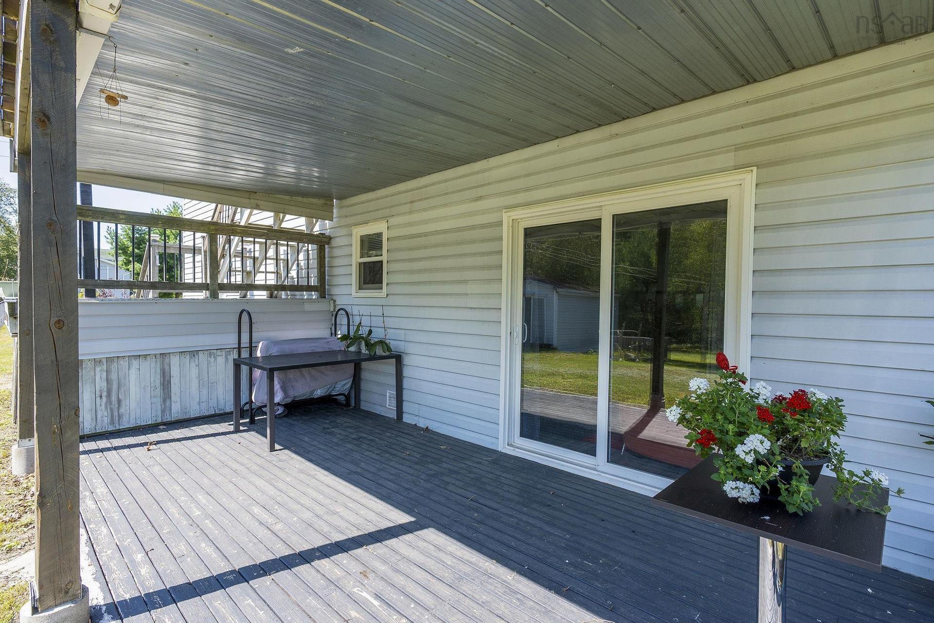 23 Dahlgren Crescent S, North Kingston, NS