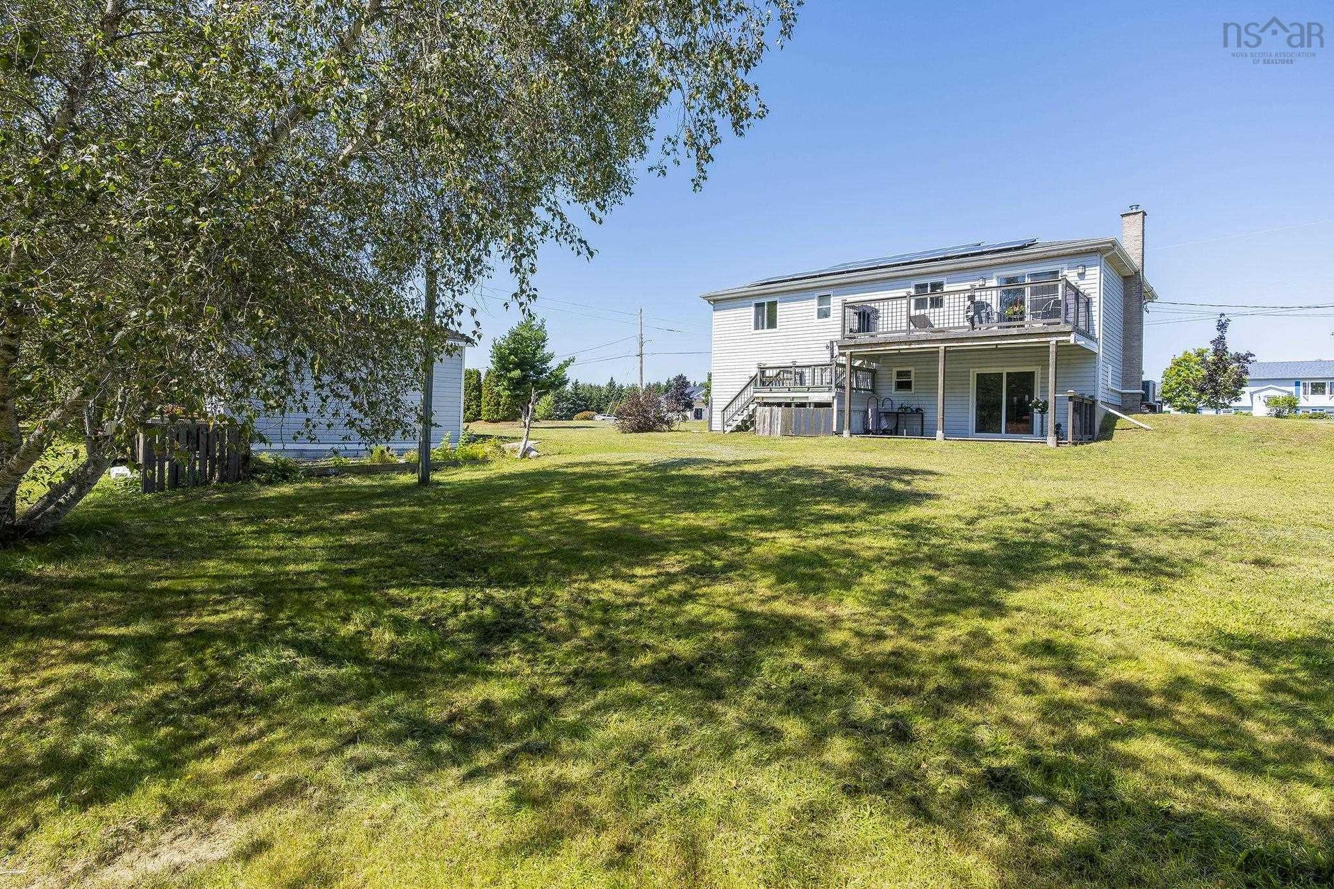23 Dahlgren Crescent S, North Kingston, NS