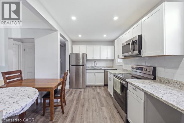 84 Ewen Road, Hamilton, ON