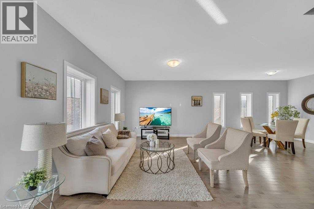43 Sugar Trail, Kitchener, ON
