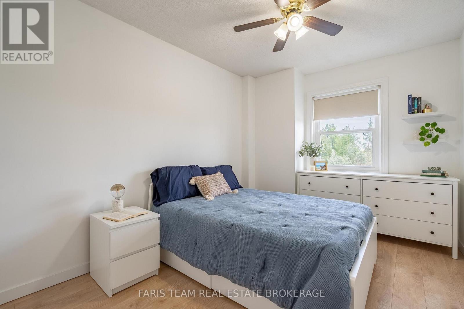 49 Cunningham Drive, Barrie, ON