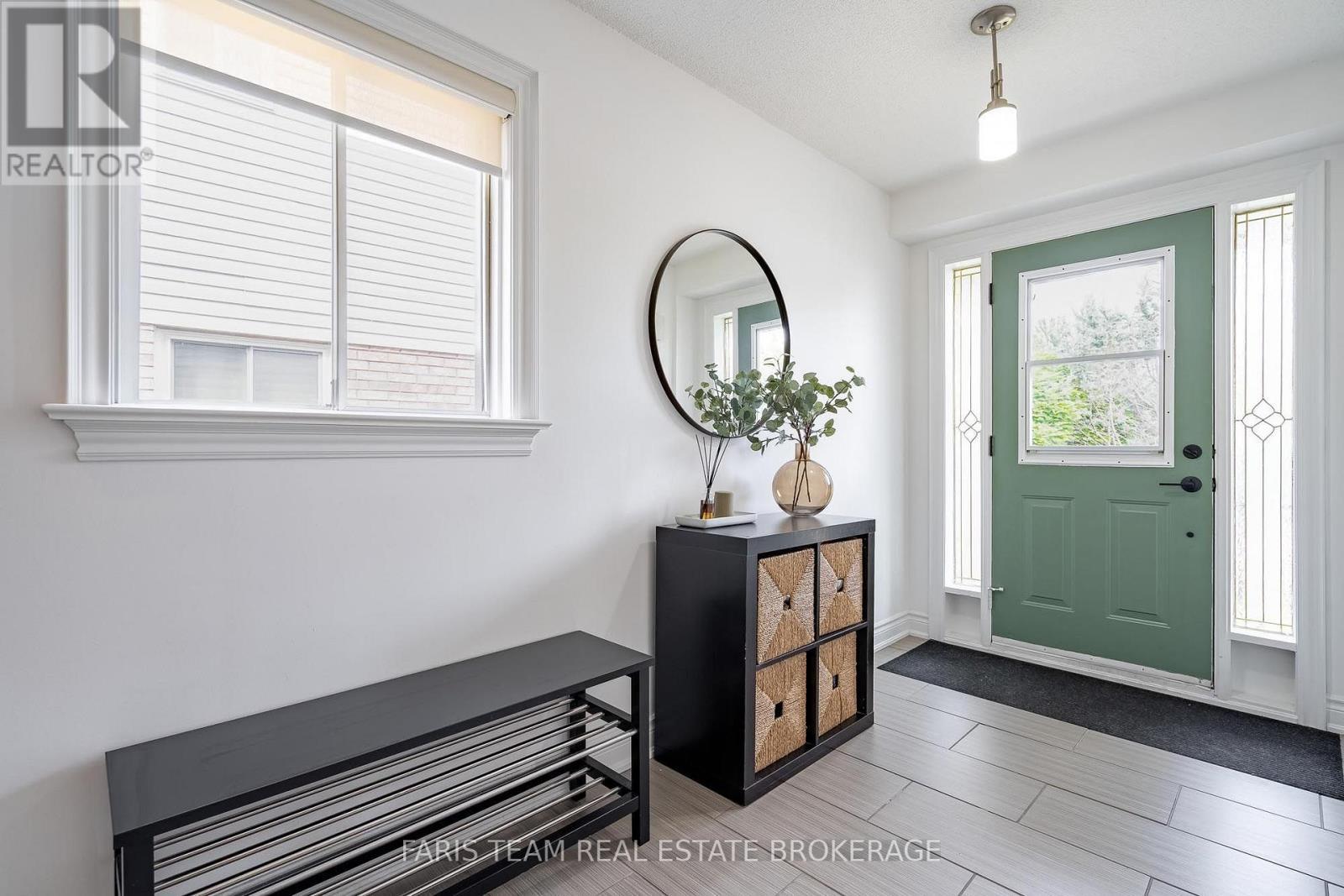 49 Cunningham Drive, Barrie, ON