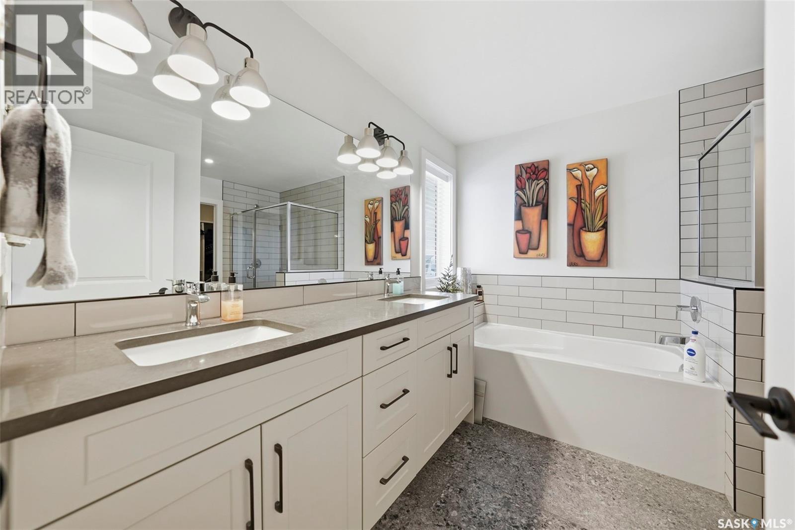 247 Prasad Manor, Saskatoon, SK