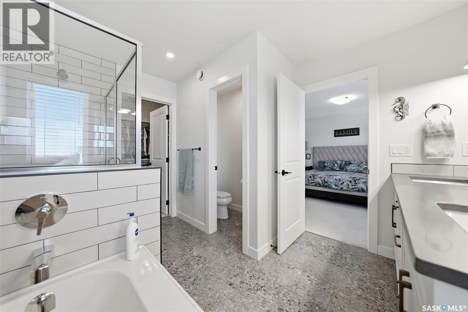 247 Prasad Manor, Saskatoon, SK