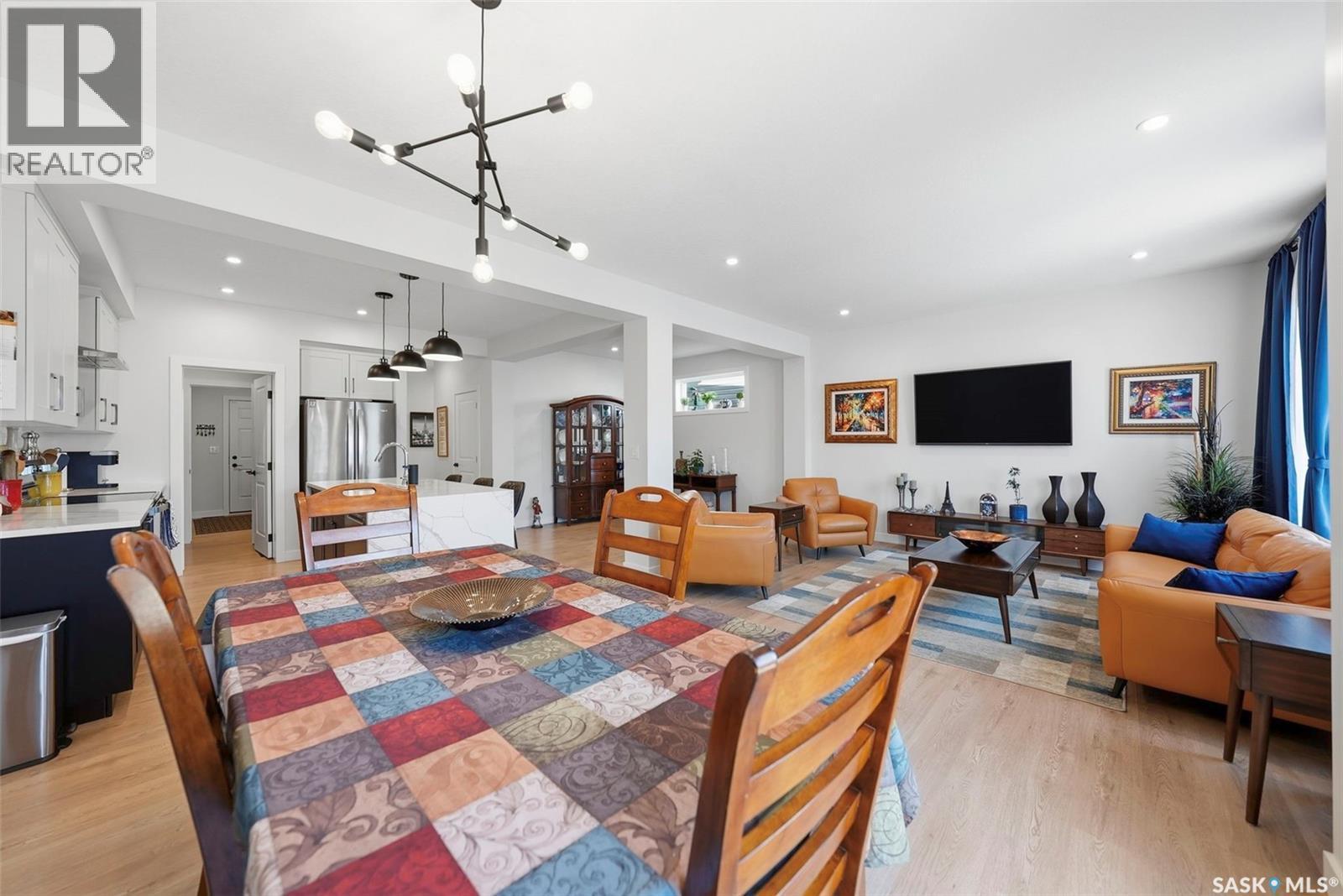 247 Prasad Manor, Saskatoon, SK