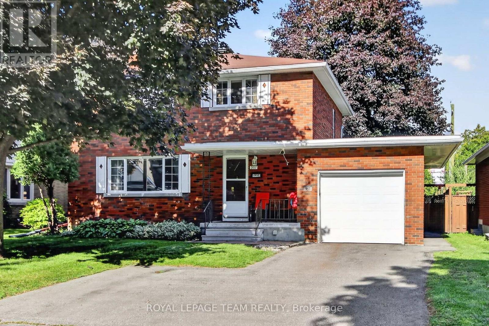 957 Winnington Avenue, Ottawa, ON