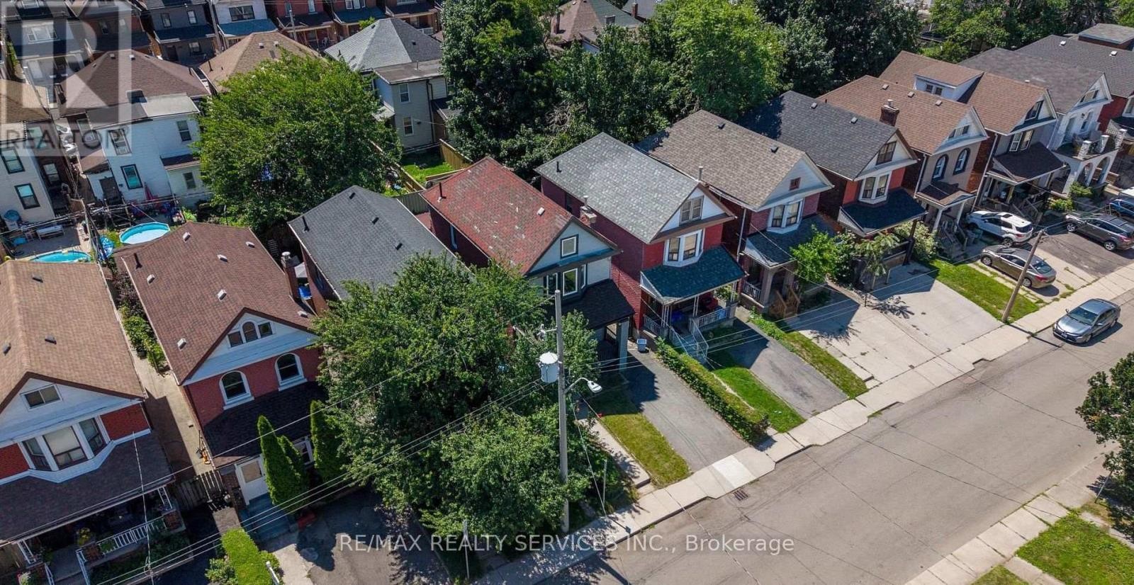 20 Somerset Avenue, Hamilton, ON