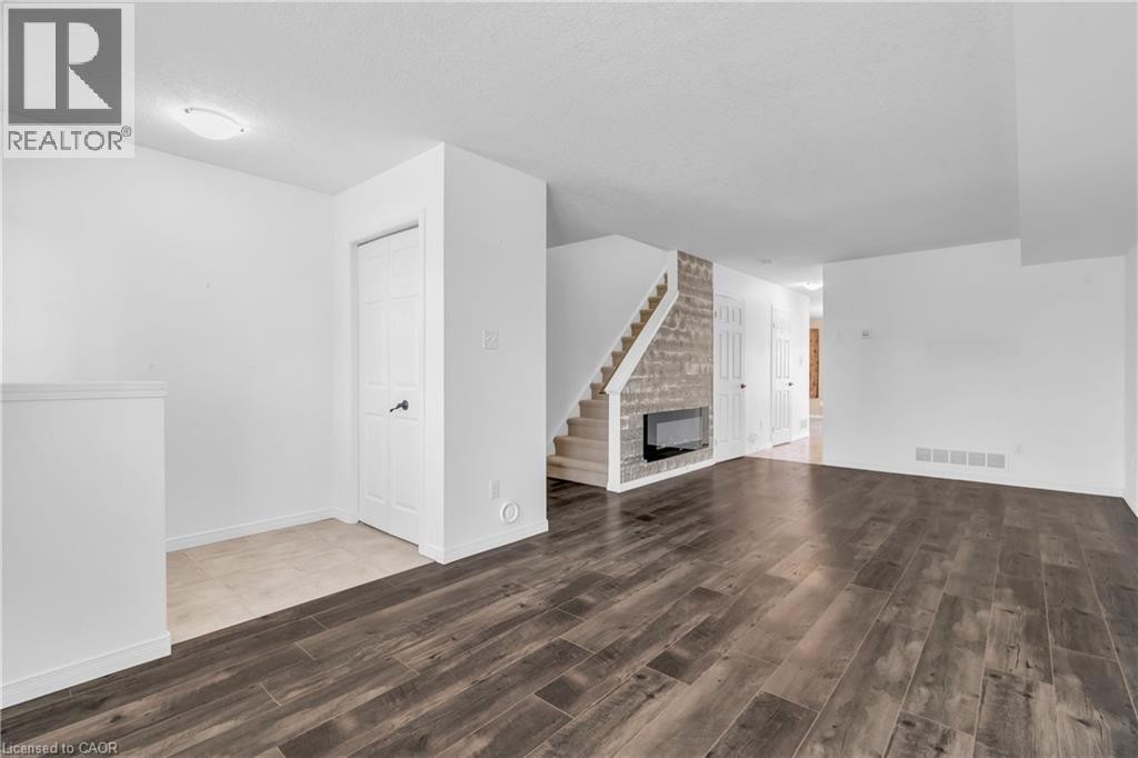50 Howe Drive Unit# 19B, Kitchener, ON