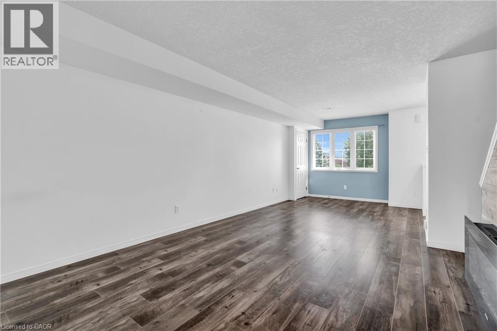 50 Howe Drive Unit# 19B, Kitchener, ON