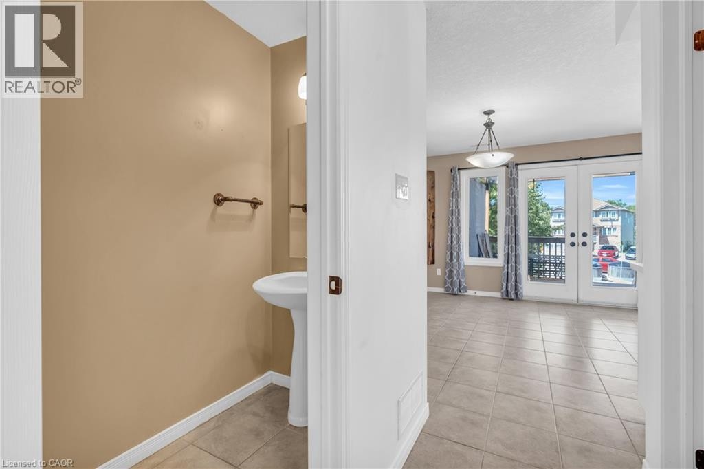50 Howe Drive Unit# 19B, Kitchener, ON