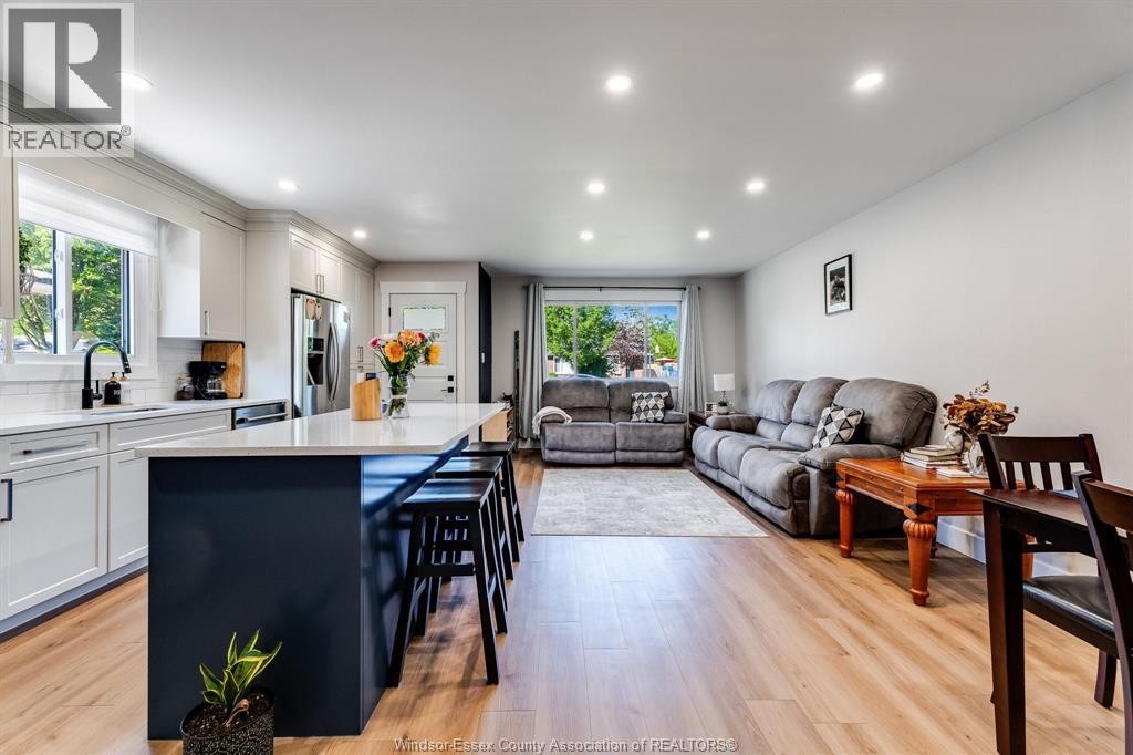 24 Donald, Leamington, ON