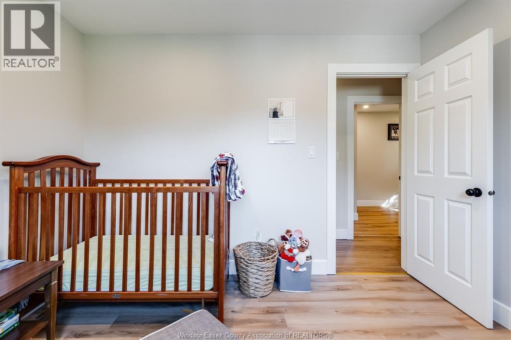 24 Donald, Leamington, ON