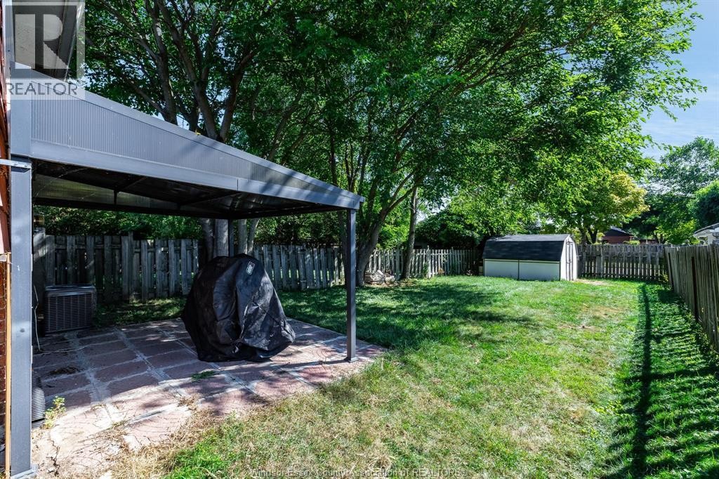 24 Donald, Leamington, ON