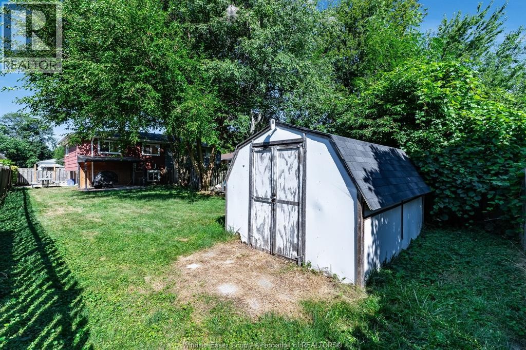 24 Donald, Leamington, ON