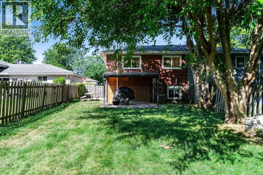 24 Donald, Leamington, ON