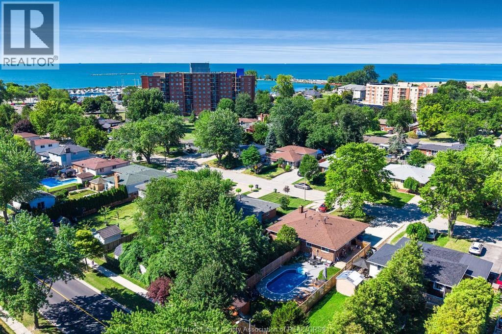 24 Donald, Leamington, ON