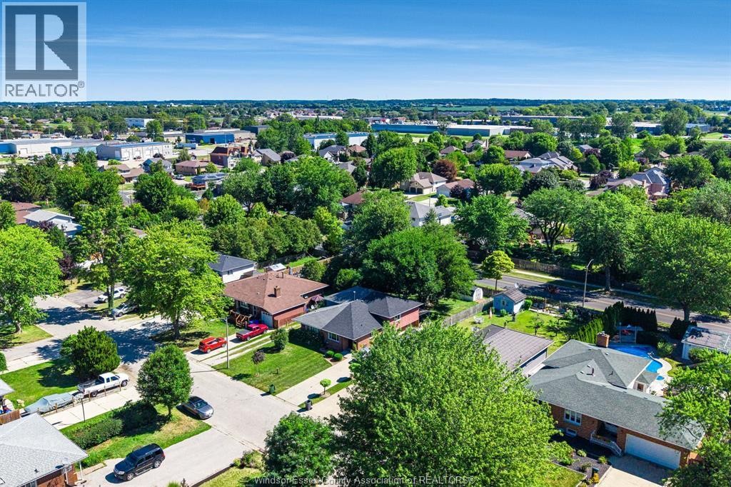24 Donald, Leamington, ON