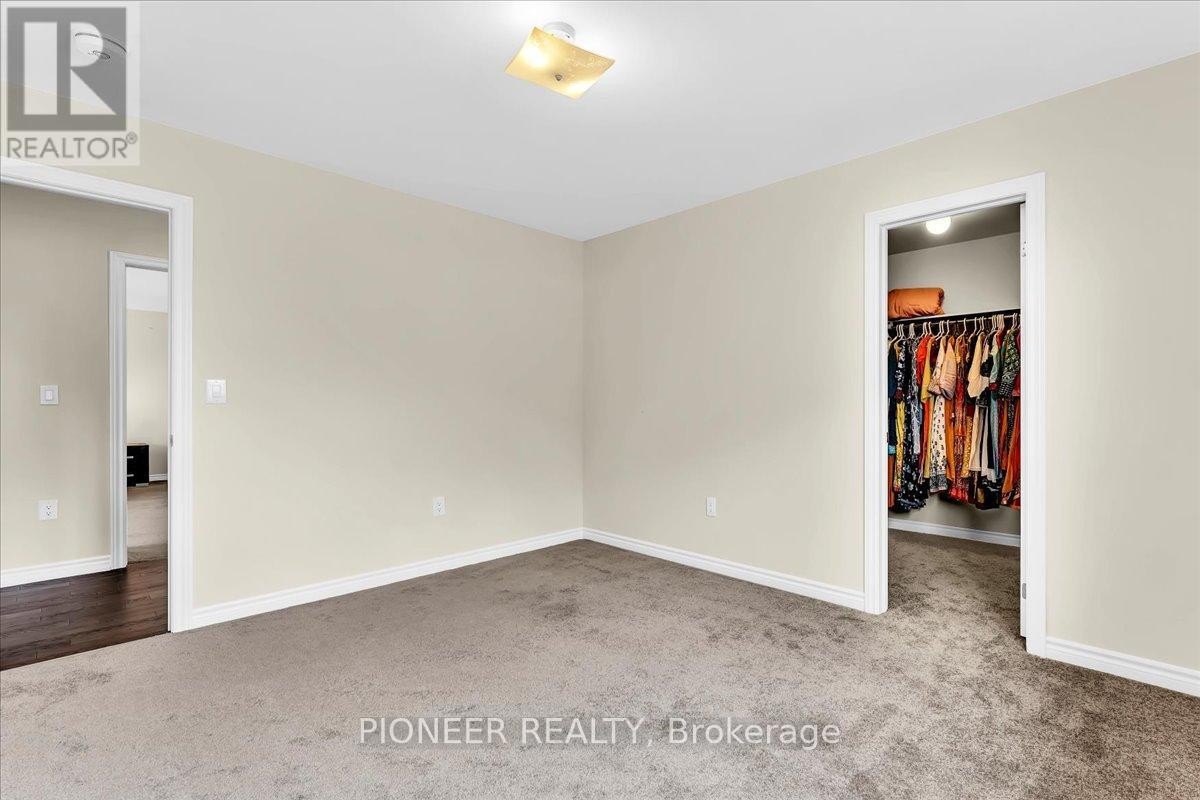 5 Todd Crescent, Southgate, ON