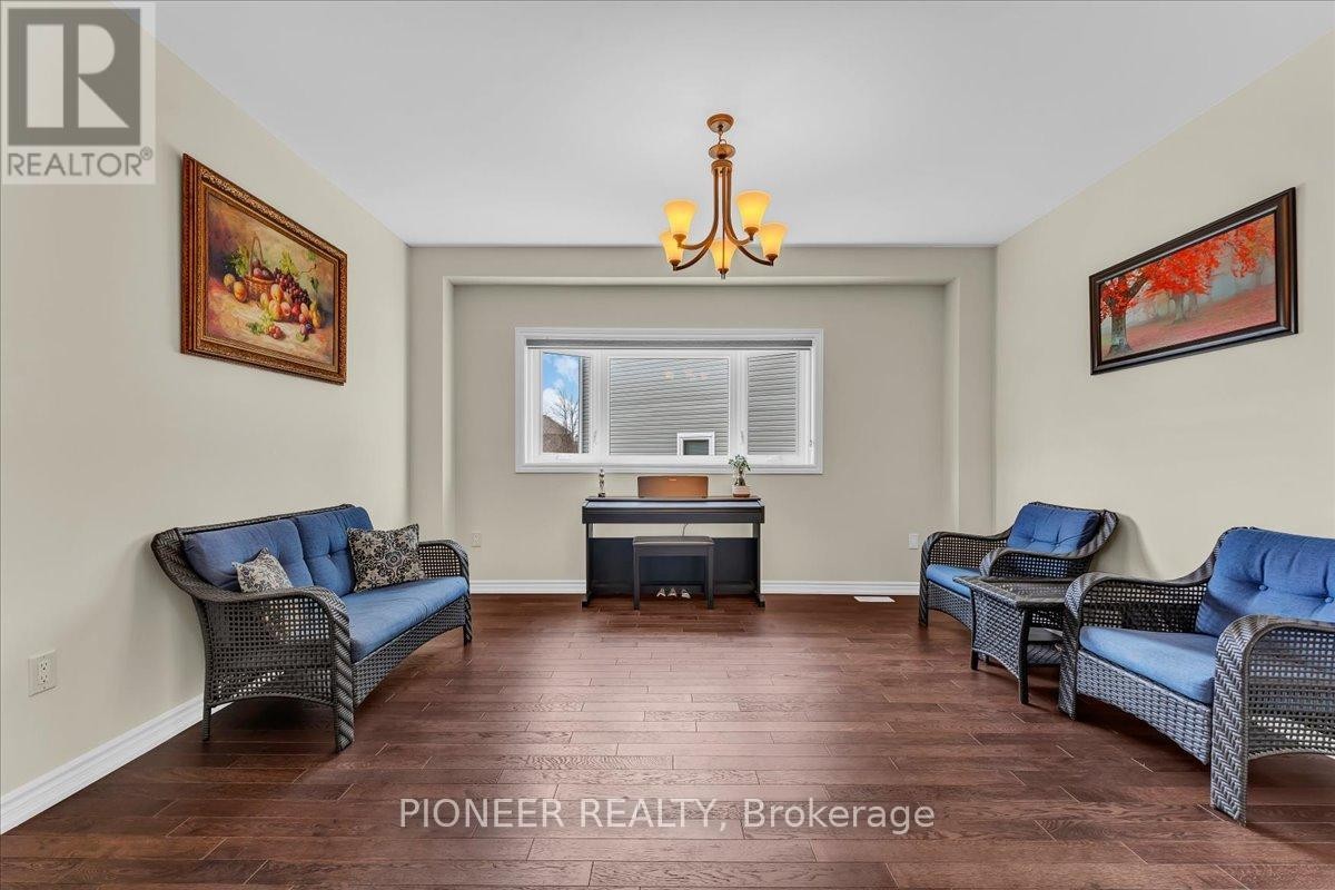 5 Todd Crescent, Southgate, ON