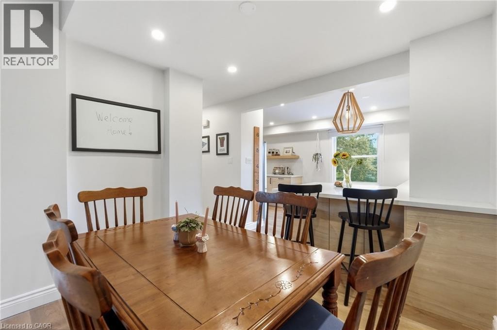 3 Burdock Lane Unit# 33, Dundas, ON